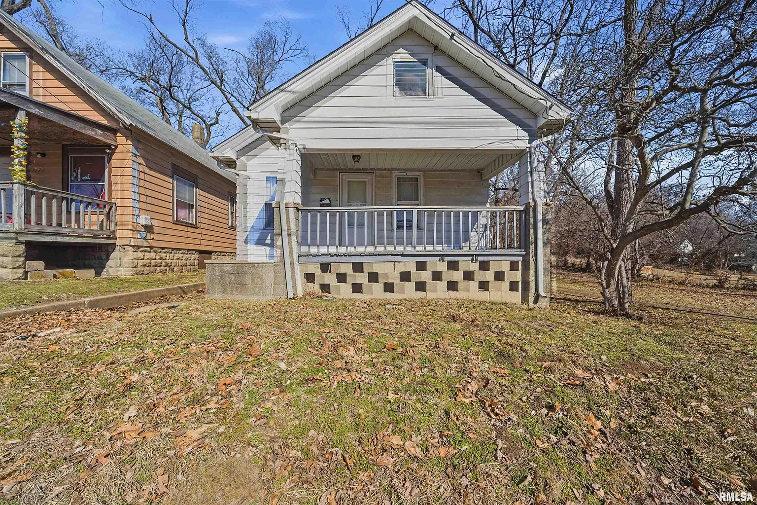 2725 W Lincoln Ave photo 1