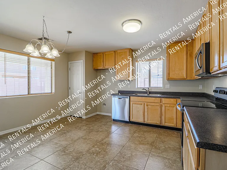3877 W Naomi Ln — Photo 9