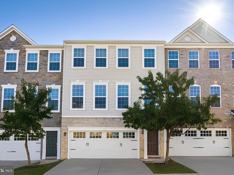 1st image of 21493 Willow Breeze Sq