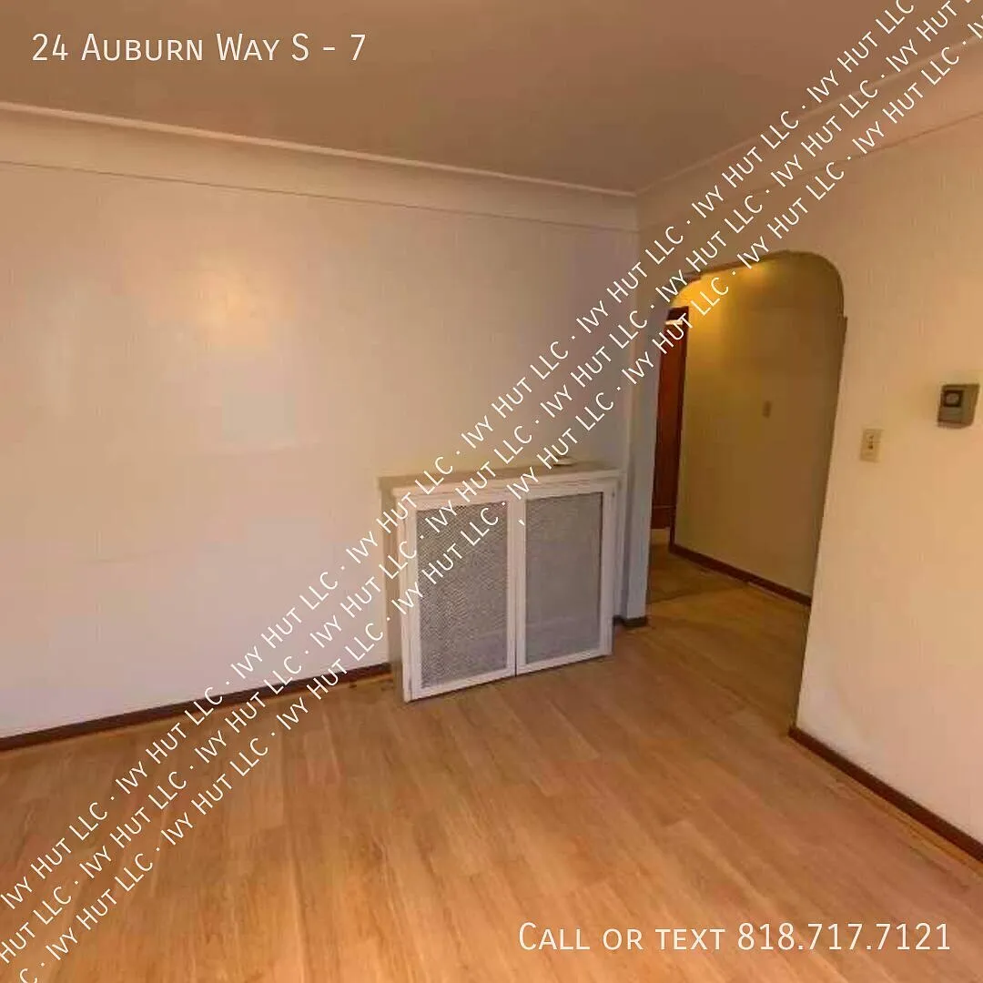 Beautiful - Downtown Auburn - 1 Bd 1 Ba — Photo 2