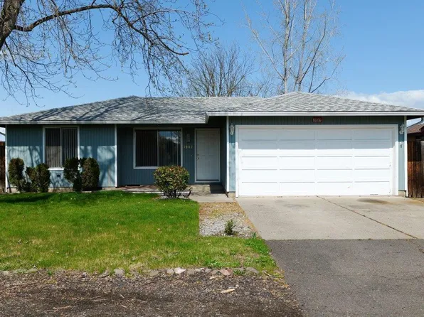 3087 Avenue A, White City, OR 97503