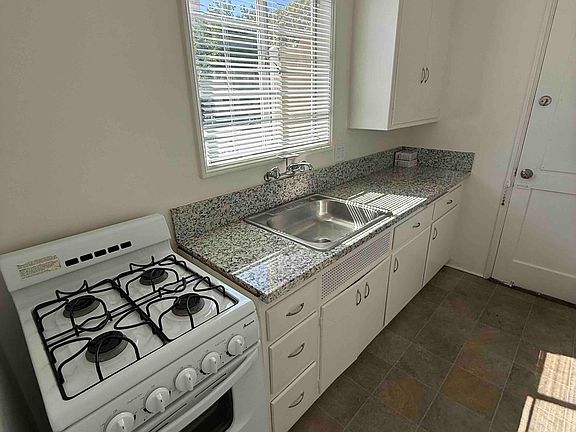 5th image of 302 N Louise St APT 19