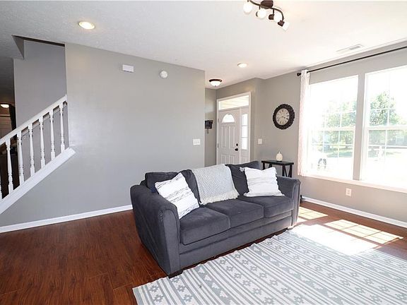 3rd image of 10748 Caval Cade Ct