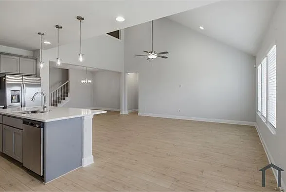 1224 Redcoat Dr — Photo 20
