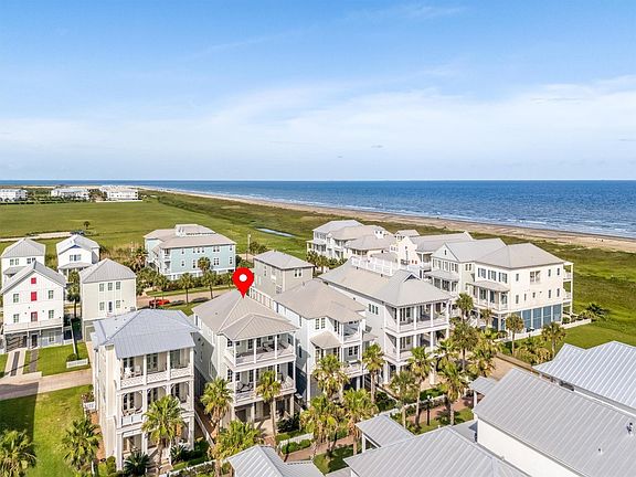 3rd image of 802 Beachtown Psge