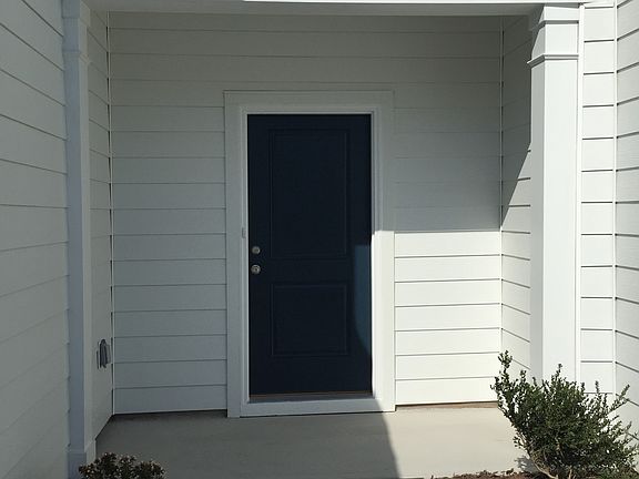 2nd image of 117 Pelsett St