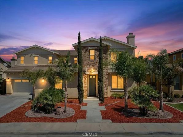 35096 Lantern Light Dr, Winchester, CA 92596