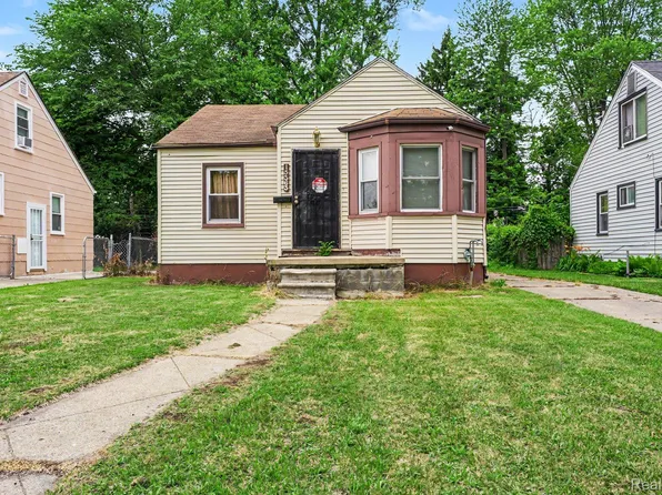 15363 Plainview Ave, Detroit, MI 48223