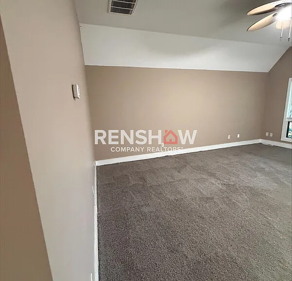 35 Maywood Dr — Photo 21