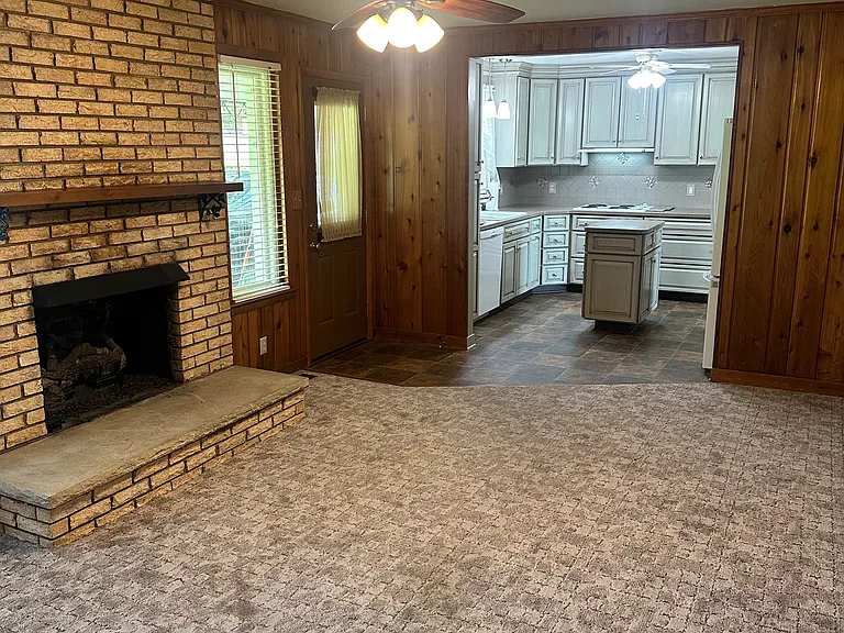 2916 Windemere Cir — Photo 9