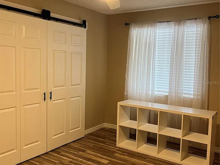 211 Thorn Tree Pl — Photo 17