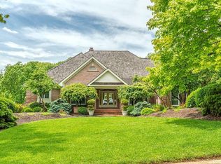 270 Saint Georges Dr, Saint Albans, MO 63073