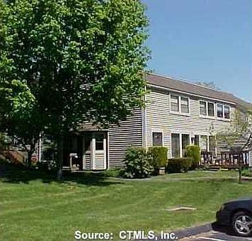 1st image of 1 Beecher Ln