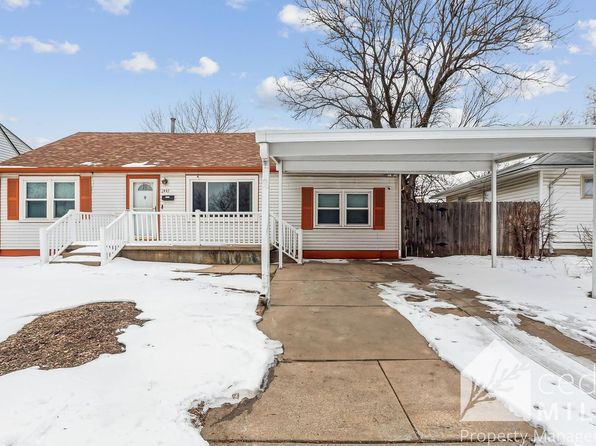 2445 N Chautauqua Ave