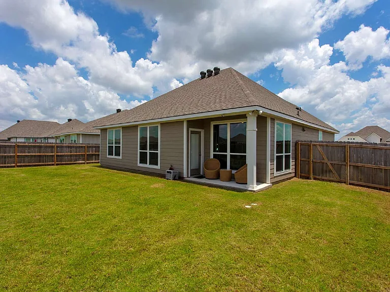 293 Harvest Lake Dr — Photo 25