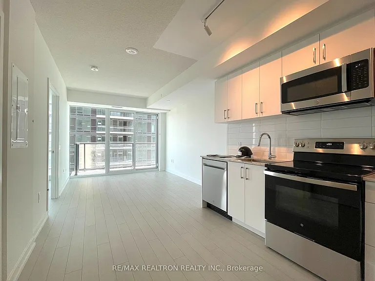 4010 Eglinton Ave W #1305 — Photo 10