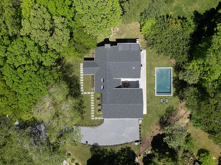 45 Sandra Rd — Photo 46