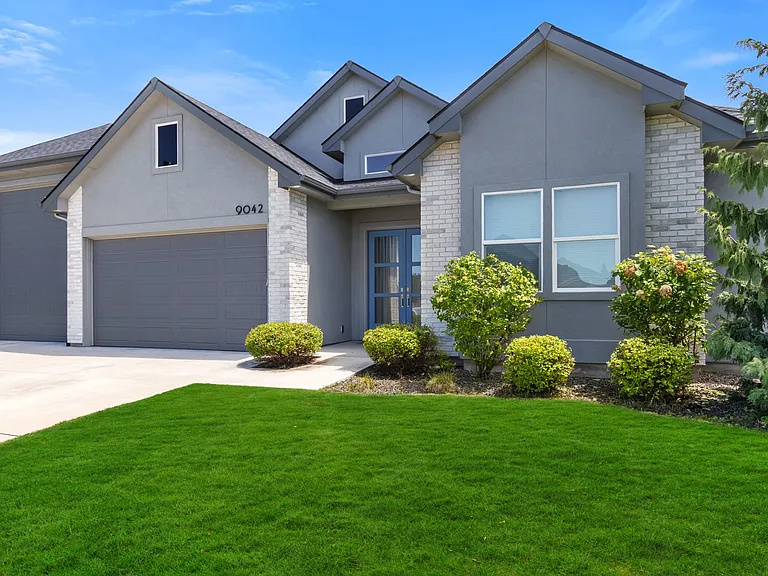 9042 S La Pampa Way — Photo 3
