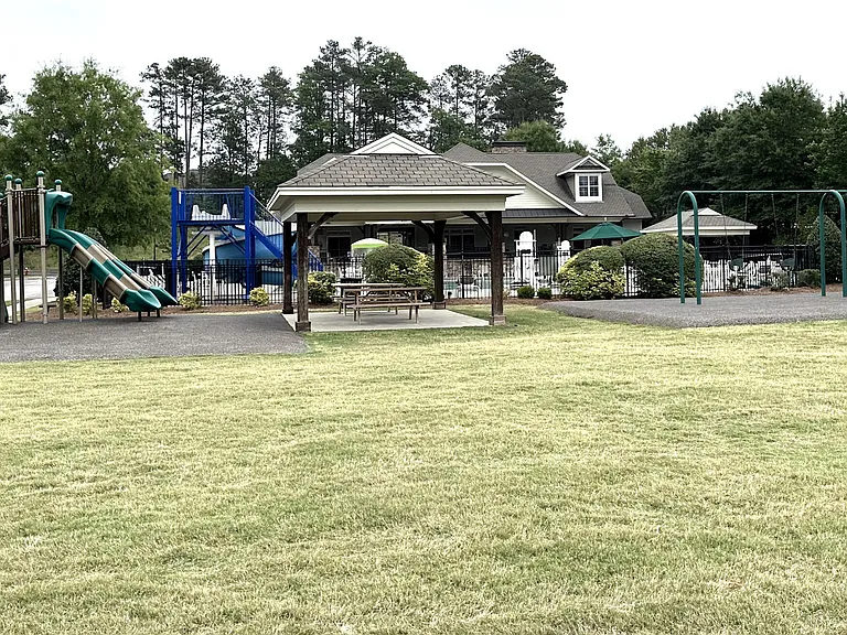 503 Panorama View Loop — Photo 38