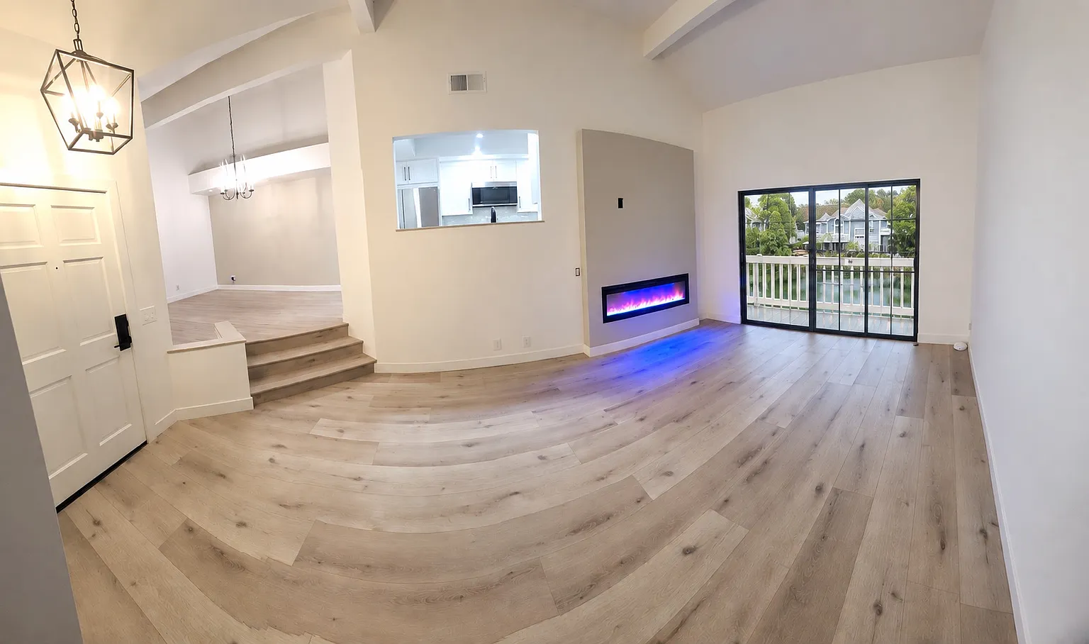 1 bed, 924 sqft, $3,100 — Photo 1