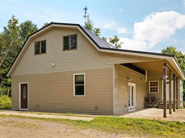 5559 Dutchman Bay Rd, East Jordan, MI 49727