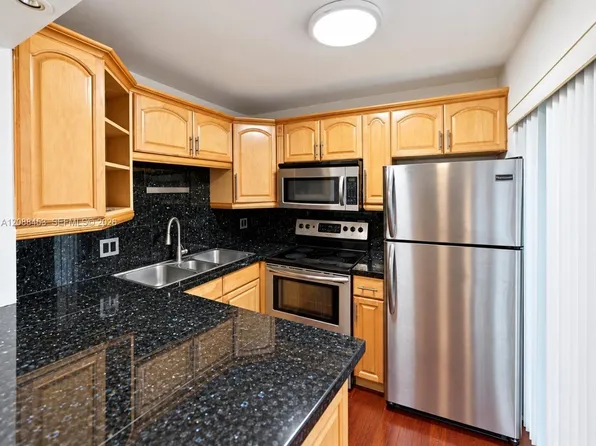3239 W Trade Ave APT 2, Miami, FL 33133
