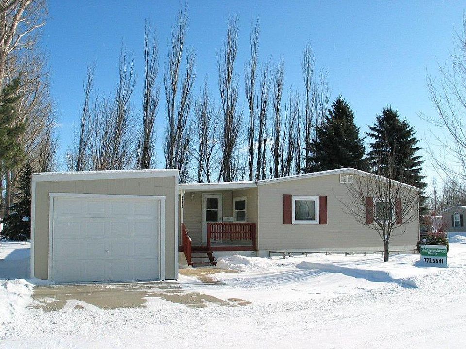 1st image of 2514 Estabrook Dr