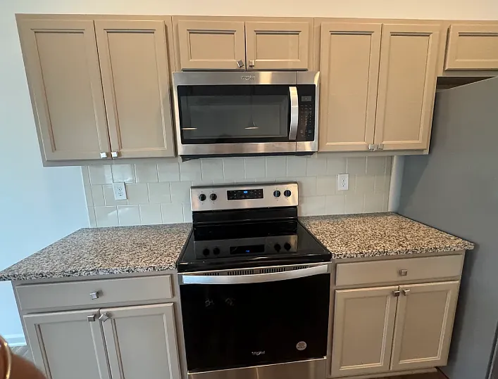1484 Ben Park Way — Photo 9