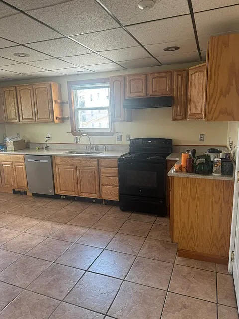 32 Oliver St #3
