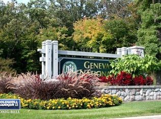 1360 Saint Andrews Rd, Lake Geneva, WI 53147