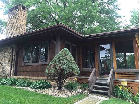 3rd image of 8312 Shore Dr