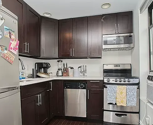 Rented by Living New York | media 9