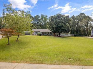 1924 Webb Gin House Rd, Snellville, GA 30078