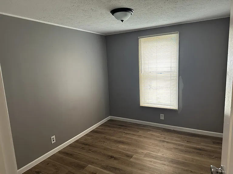 2103 E State Road 10 #106 — Photo 9