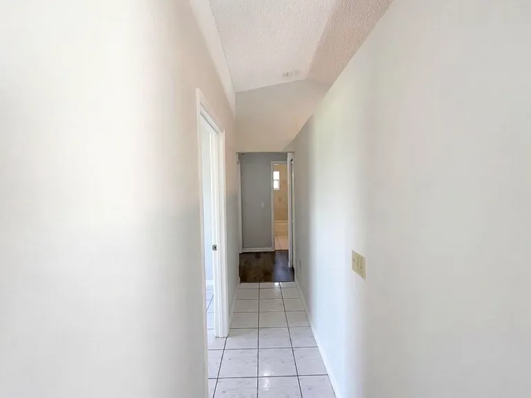 1750 Evergreen Ct — Photo 19