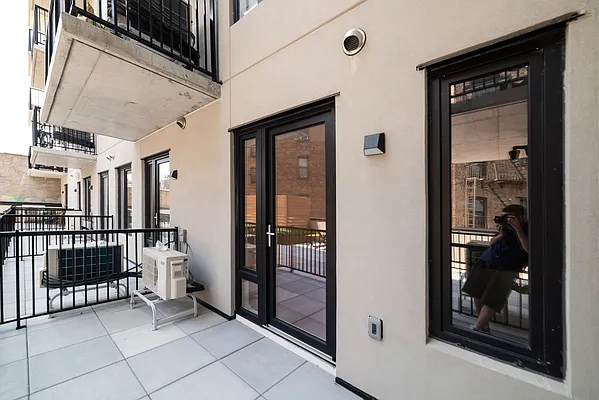 Rented by Key City Capital Inc | media 42