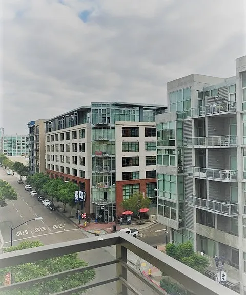Urbana East Village Rental Flats — Photo 31