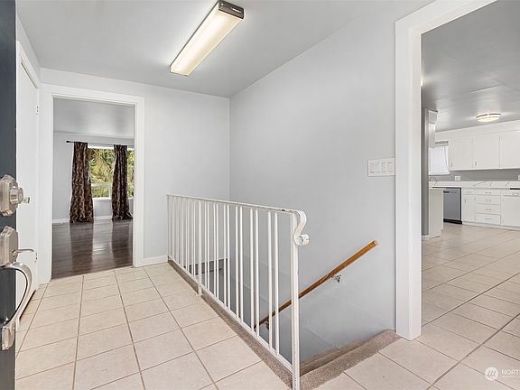 3rd image of 19024 75th Avenue W