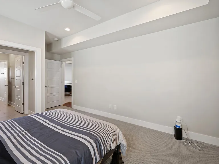523B Weakley Ave — Photo 37
