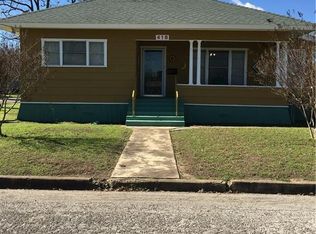 418 Wurzbach St, Seguin, TX 78155