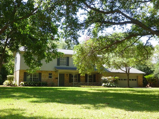 1st image of 519 Oak Dr