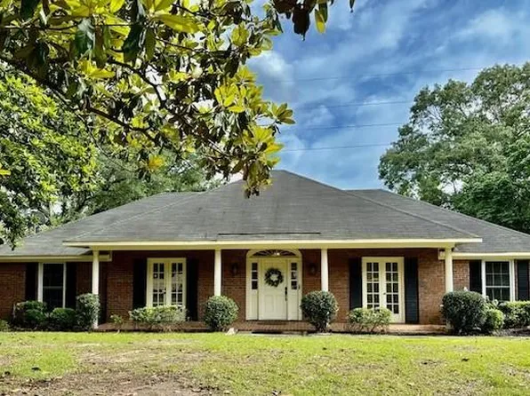 7241 Carson Rd S, Mobile, AL 36695