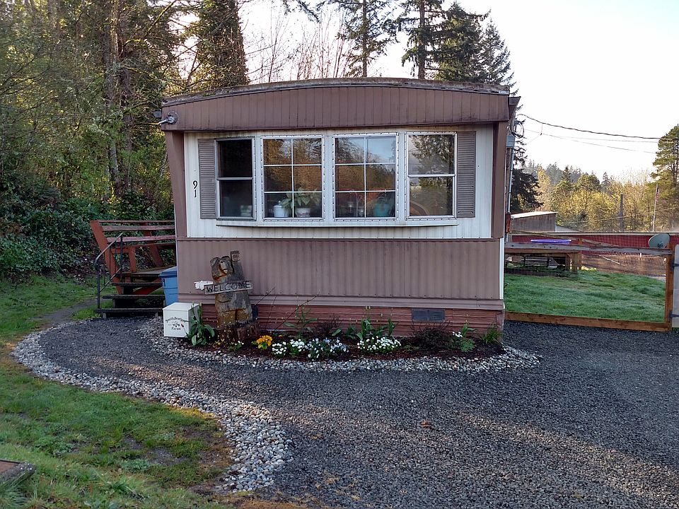1st image of 91 NE Tracy Hill Way