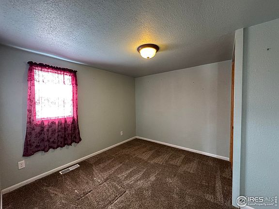 4th image of 568 McKinley St