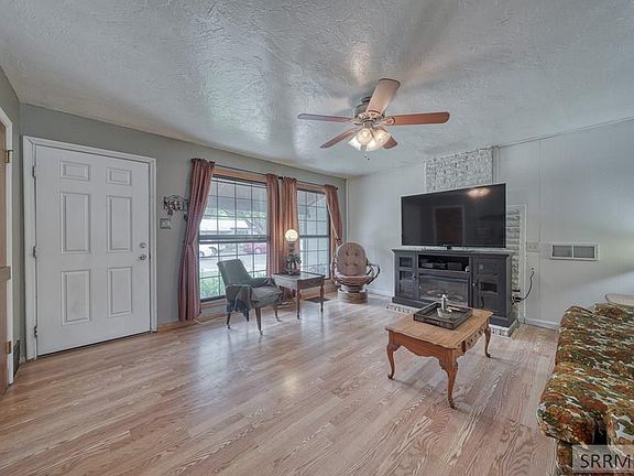 4th image of 1110 Alameda Ave