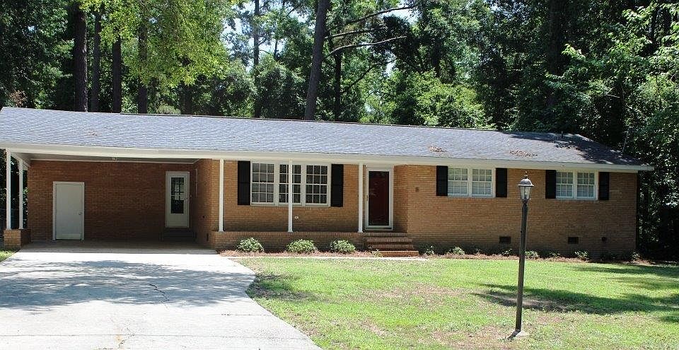 1st image of 3009 Trent Dr