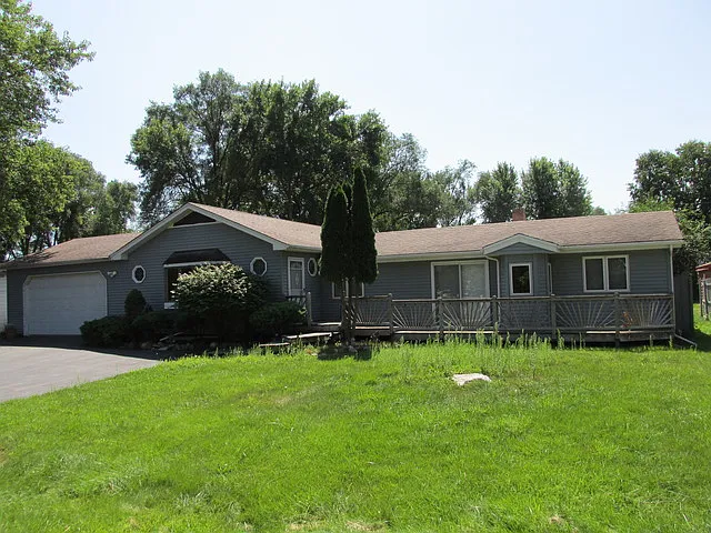 8405 Alden Rd photo 1