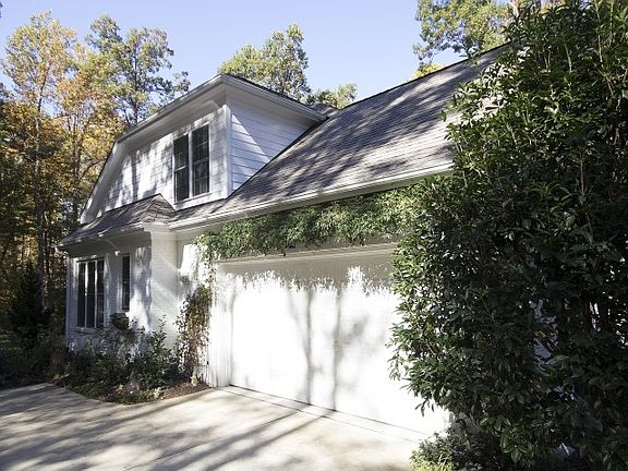5th image of 602 Edburton Ct