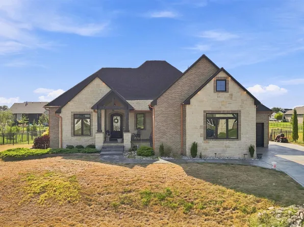 2009 N Clearstone St, Goddard, KS 67052