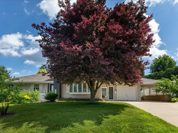 298 Princeton Pl, Dubuque, IA 52001